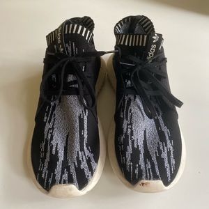Adidas tubular women’s sneakers